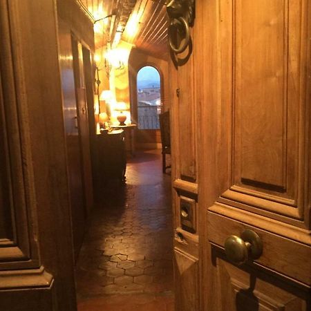 Light Filled Penthouse In Old Antibes. Heart Of The Riviera Διαμέρισμα Εξωτερικό φωτογραφία